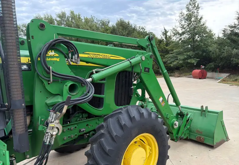 2008 John Deere 7130 photo 19
