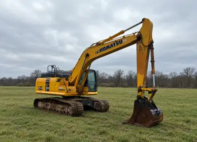 2021 Komatsu PC 210 LC-11