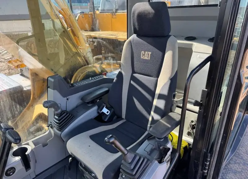 2014 Caterpillar 329EL photo 16