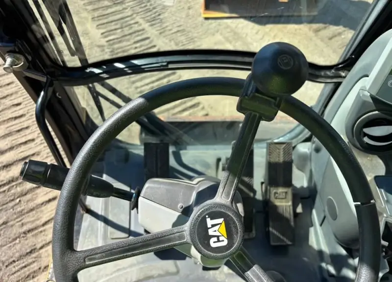 2015 Caterpillar M313D photo 38