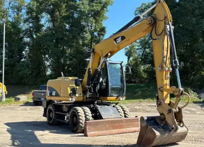 2015 Caterpillar M313D