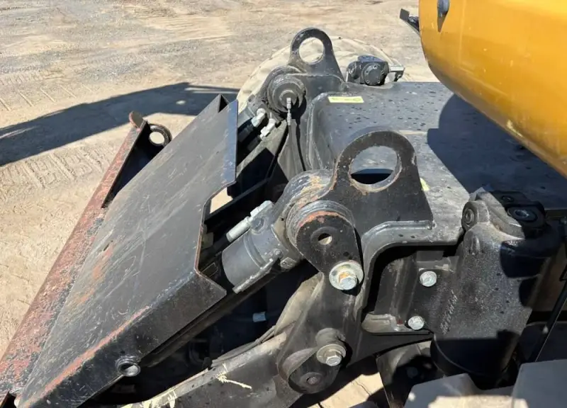 2015 Caterpillar M313D photo 45
