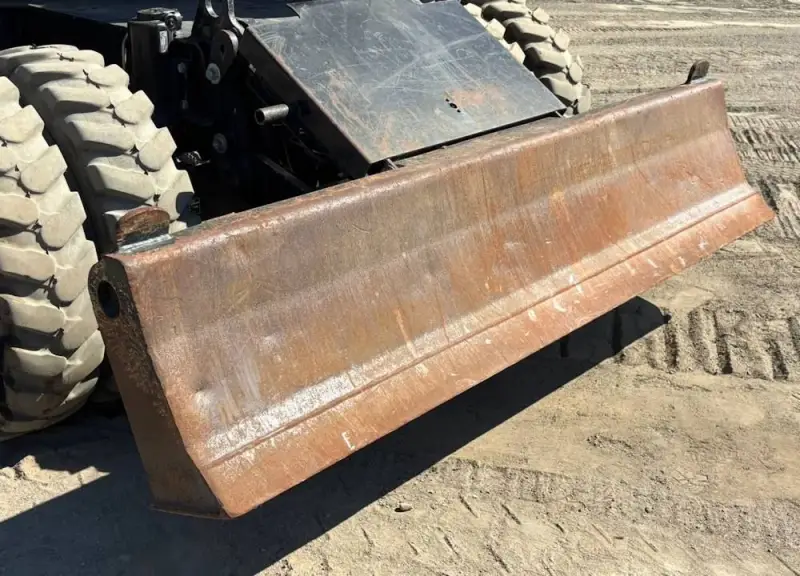 2015 Caterpillar M313D photo 30