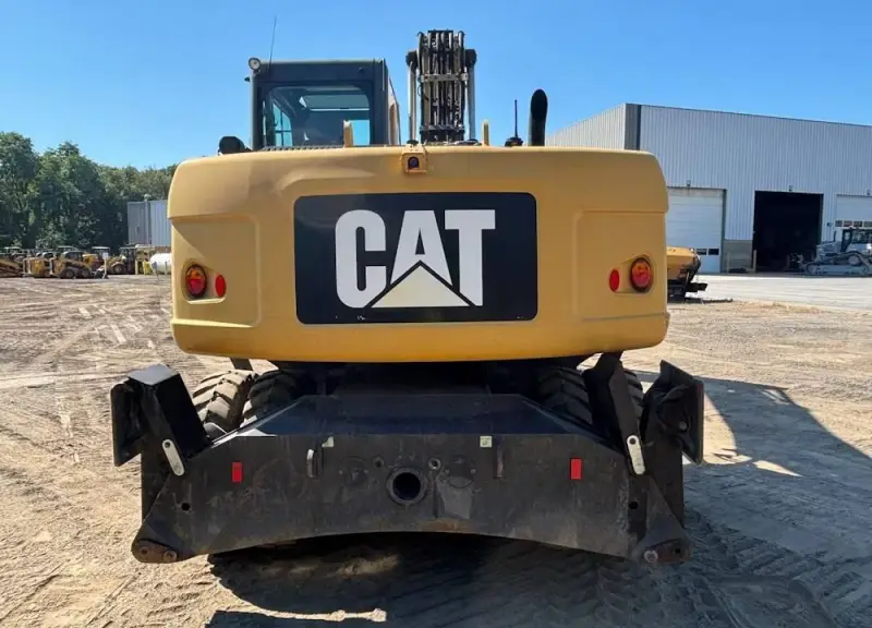 2015 Caterpillar M313D photo 8