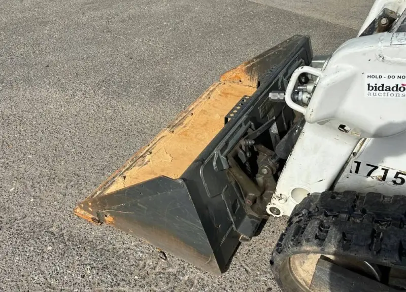 2022 Bobcat T66 photo 7