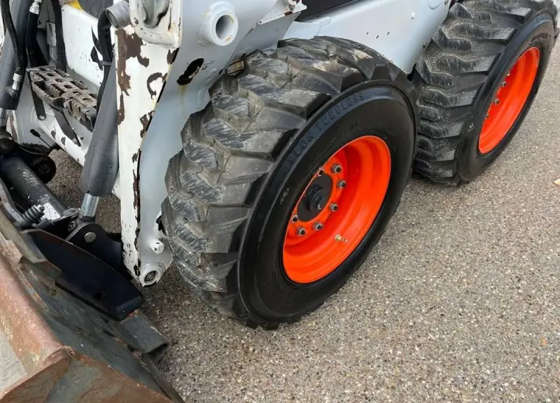 2023 Bobcat S590 photo 25