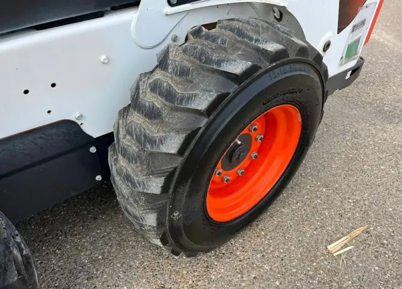 2023 Bobcat S590 photo 24