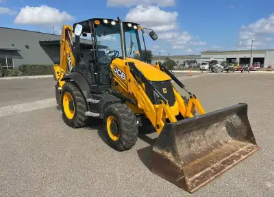 2023 JCB 3CX 4WD