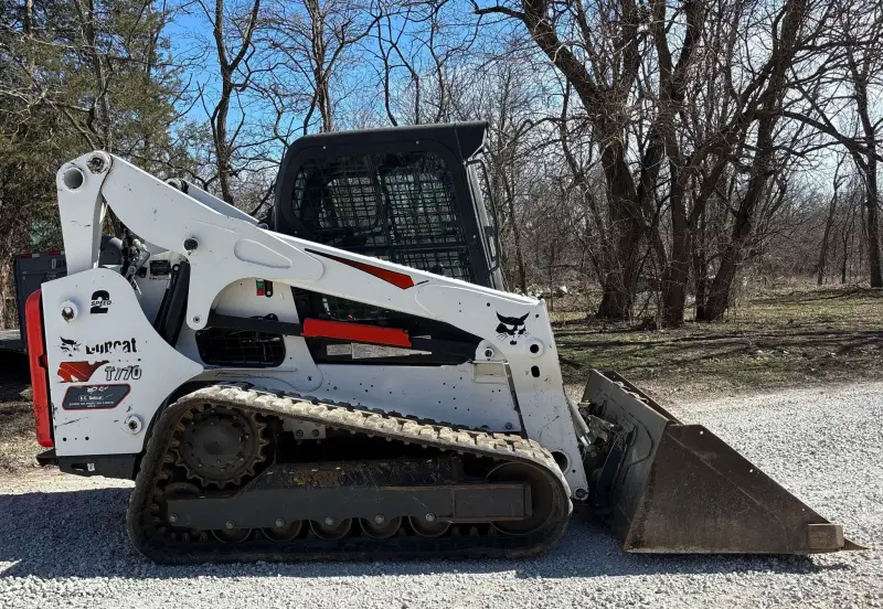 2022 Bobcat T770 photo 4