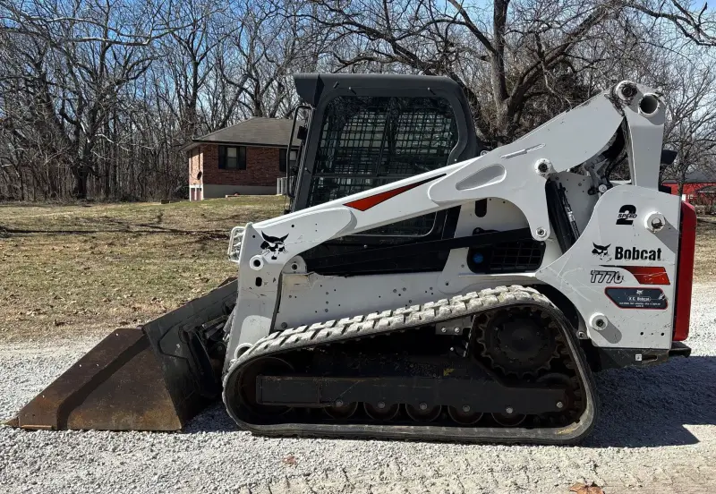 2022 Bobcat T770 photo 8