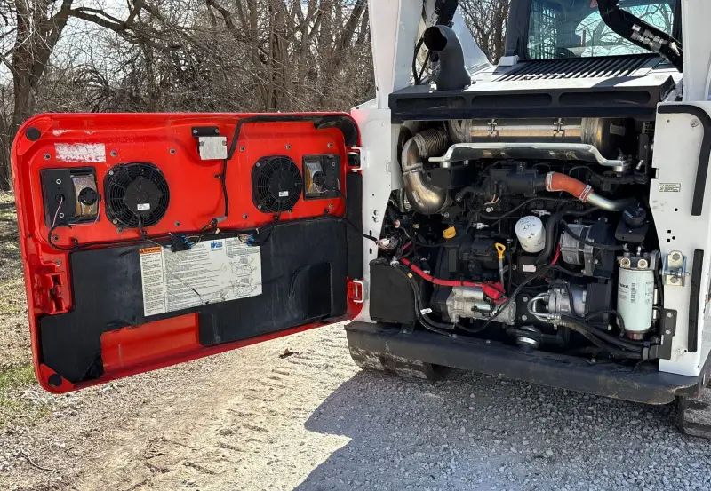 2022 Bobcat T770 photo 34