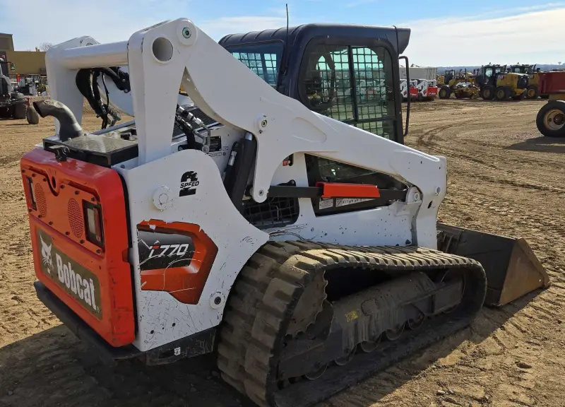 2024 Bobcat T770 photo 5