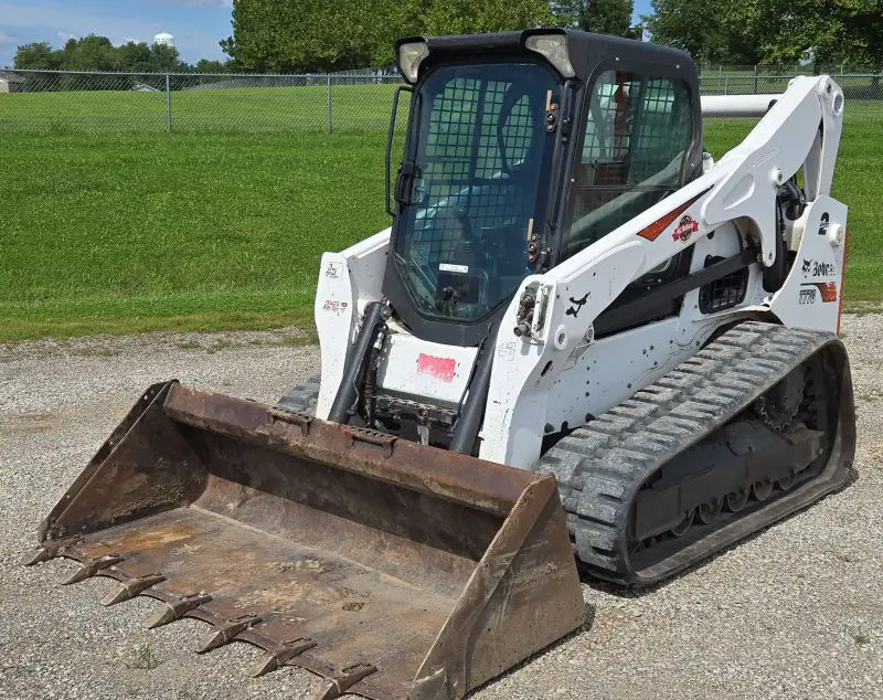 2019 Bobcat T770 photo 2