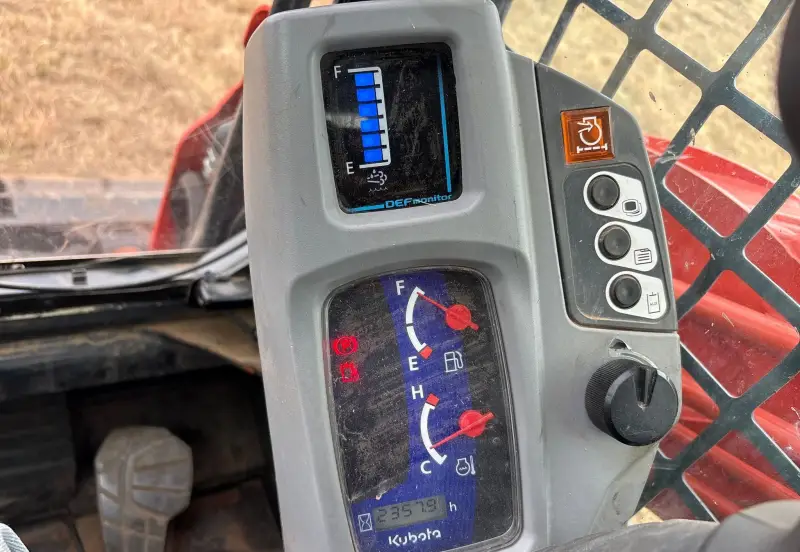 2023 Kubota SVL97-2 photo 34