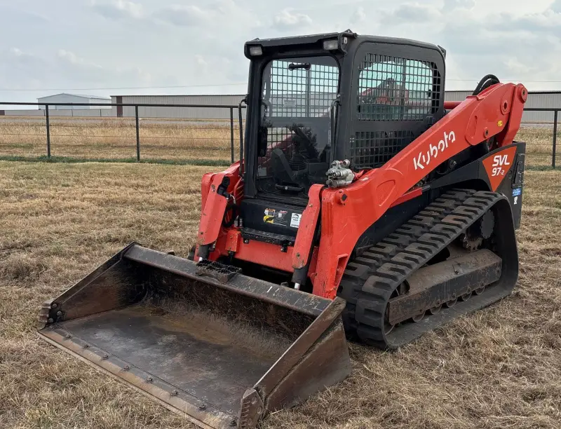 2023 Kubota SVL97-2 photo 2