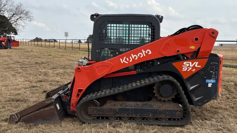 2023 Kubota SVL97-2 photo 8