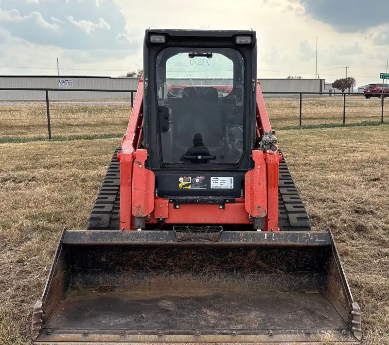 2023 Kubota SVL97-2 photo 3