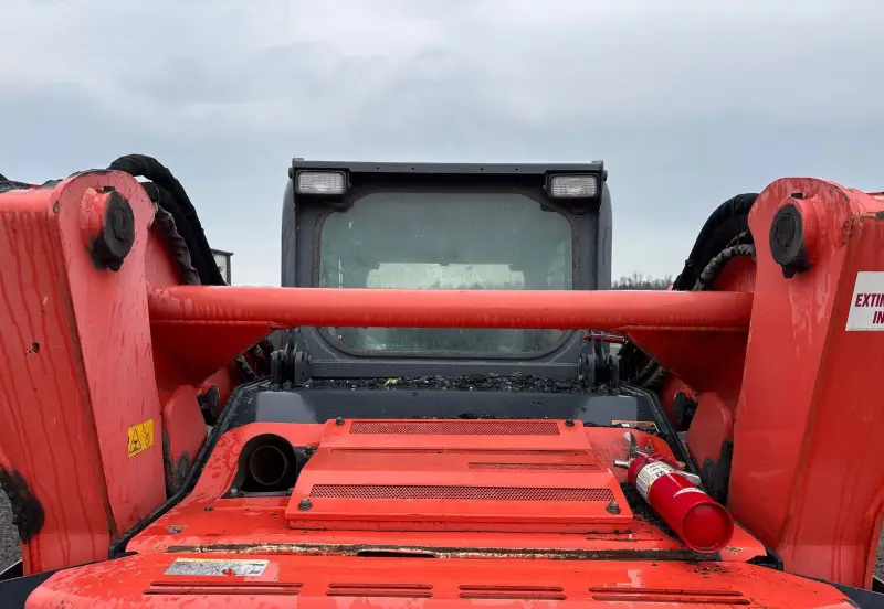 2015 Kubota SVL90-2 photo 21