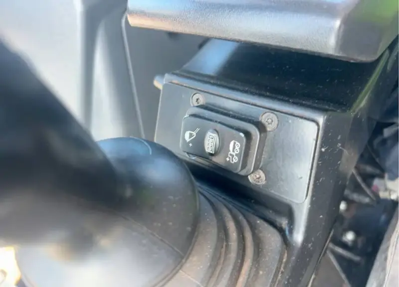 2021 John Deere 644 photo 16