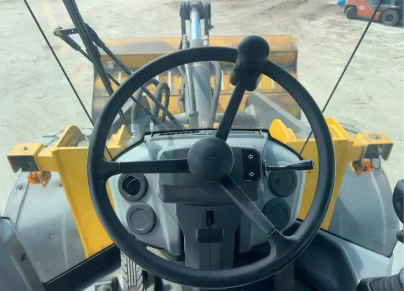 2021 John Deere 644 photo 13