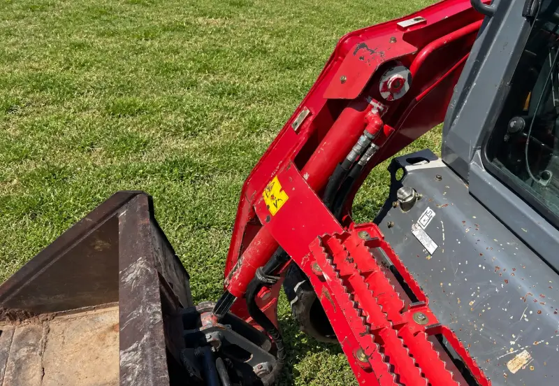 2016 Takeuchi TL12V2 photo 47