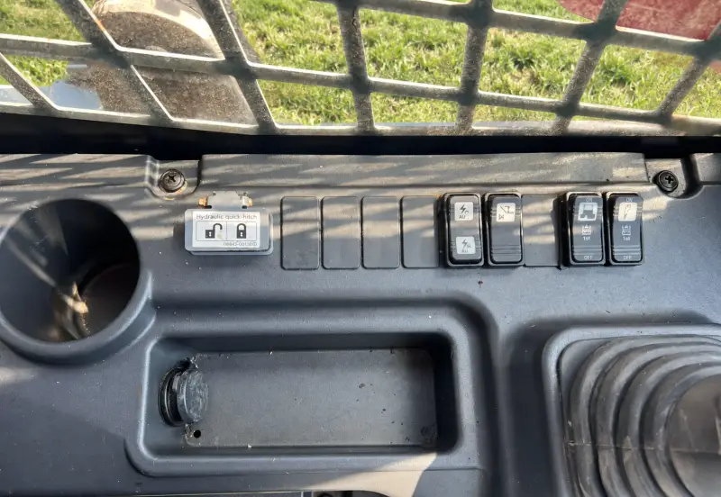 2016 Takeuchi TL12V2 photo 42