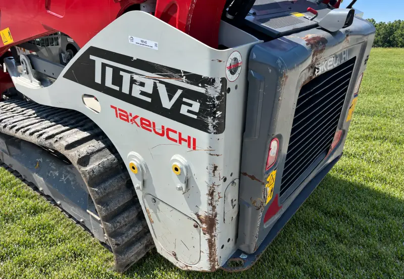 2016 Takeuchi TL12V2 photo 11