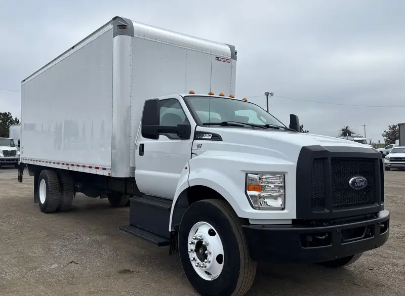 2019 Ford F650 Super Duty photo 1