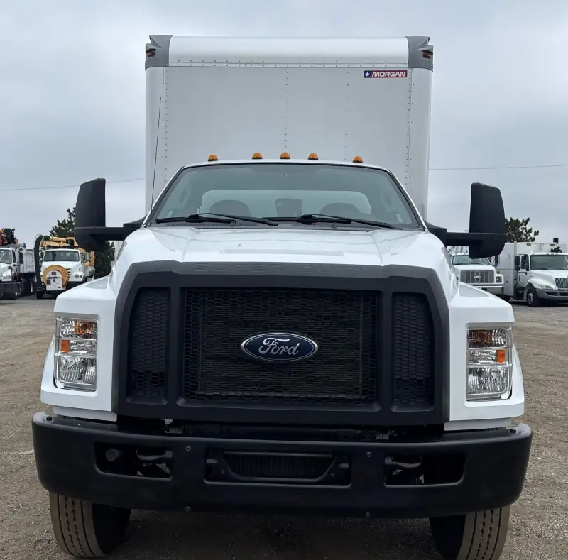 2019 Ford F650 Super Duty photo 3
