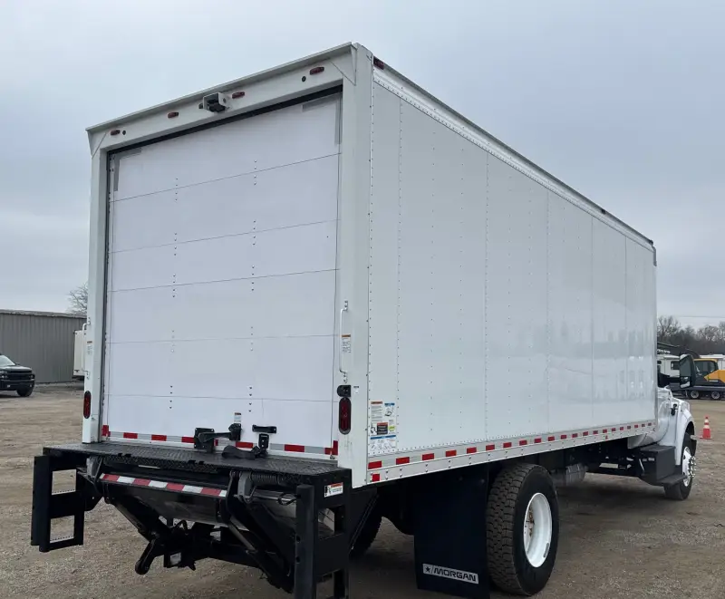 2019 Ford F650 Super Duty photo 5