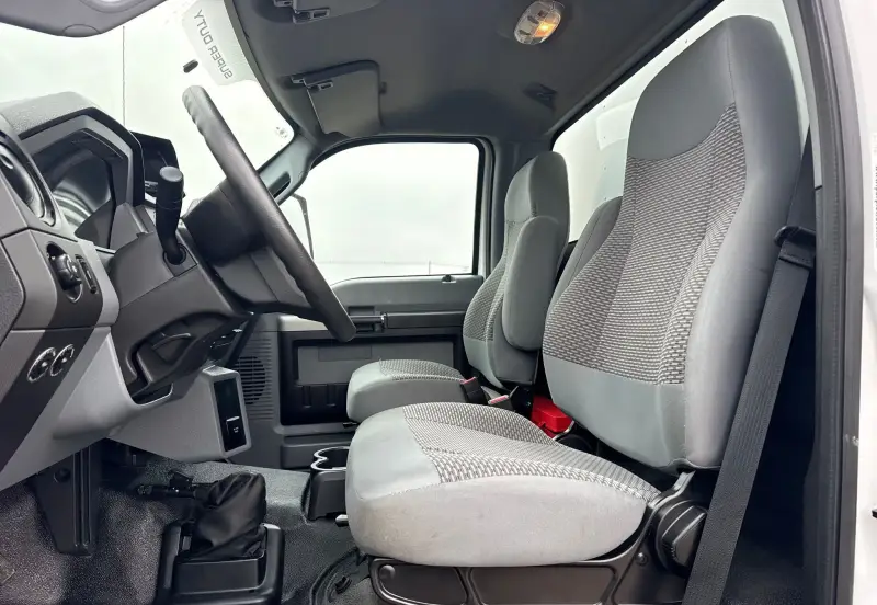 2019 Ford F650 Super Duty photo 38