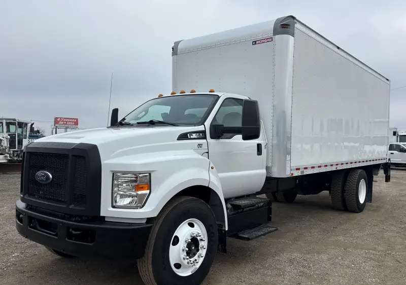 2019 Ford F650 Super Duty photo 2