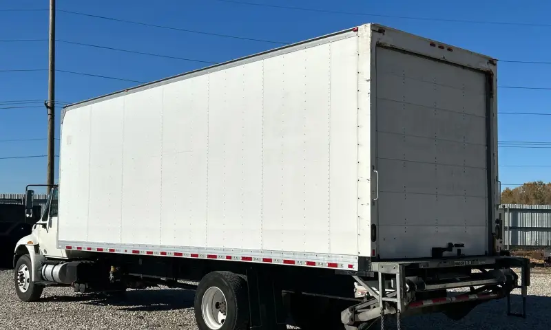 2018 International 4300 photo 7