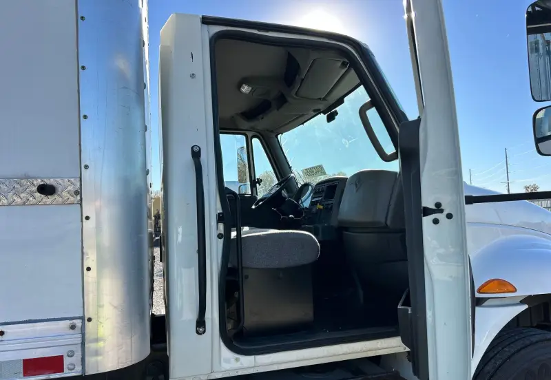 2018 International 4300 photo 66