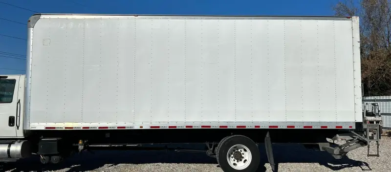 2018 International 4300 photo 18
