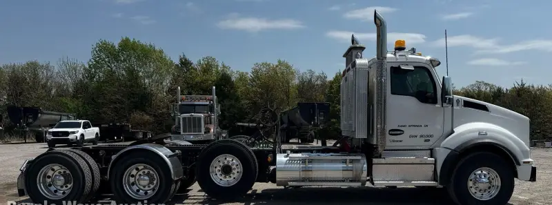 2022 Kenworth T880 photo 4