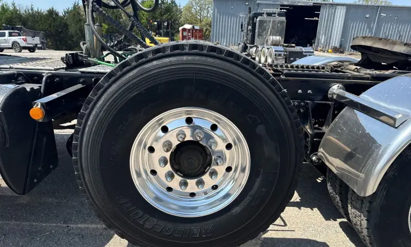 2022 Kenworth T880 photo 104