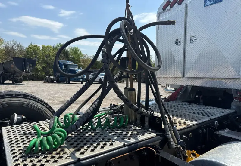2022 Kenworth T880 photo 21