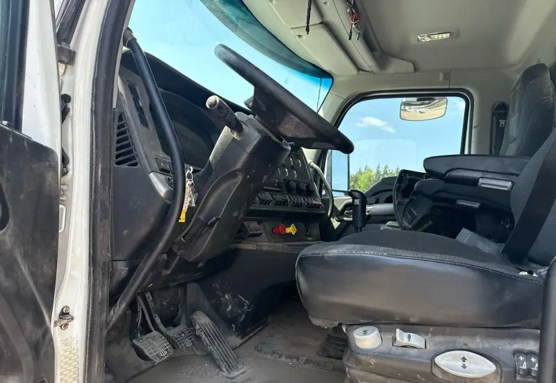 2022 Kenworth T880 photo 28