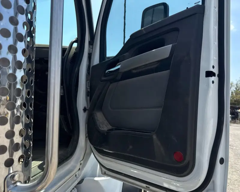 2022 Kenworth T880 photo 51