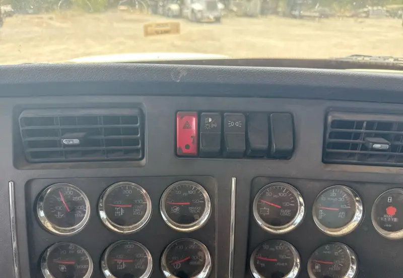 2022 Kenworth T880 photo 40